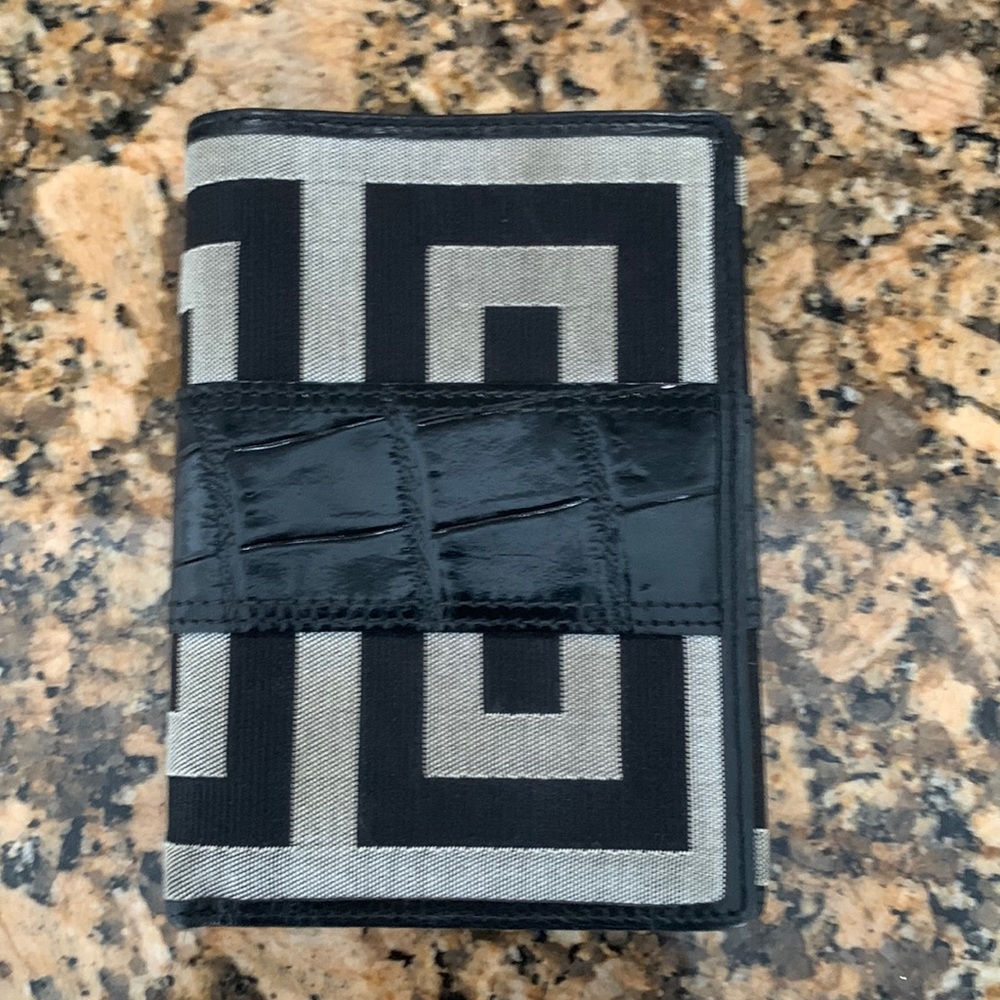 GIVENCHY - wallet.  Great condition.  Gently used.
